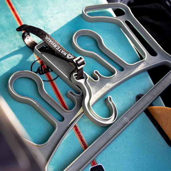 Cmonsta wetsuit hanger